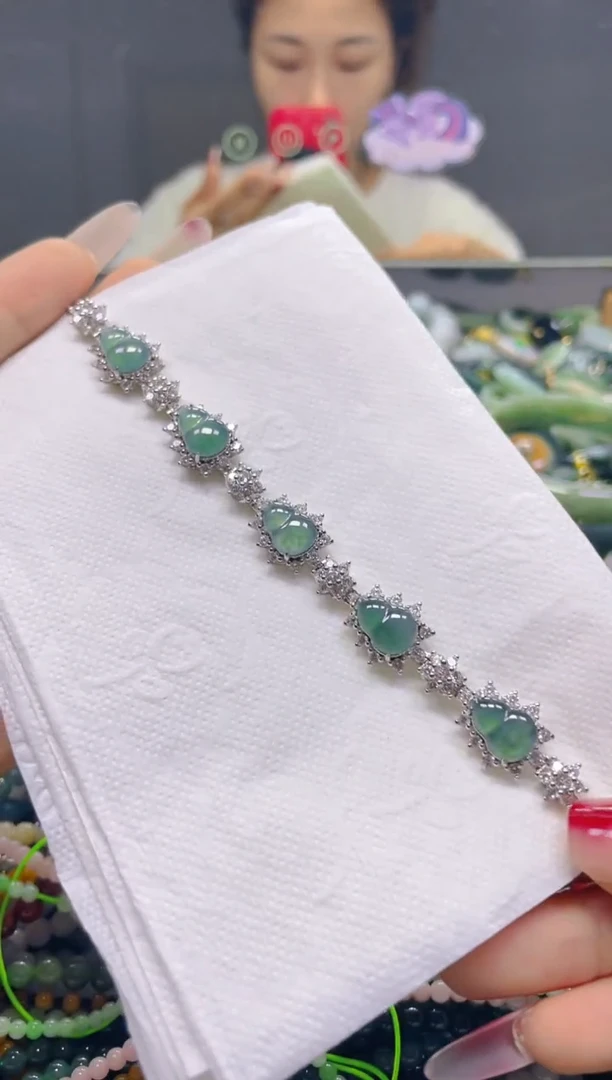 颈饰未镶嵌翡翠多样性择优发货