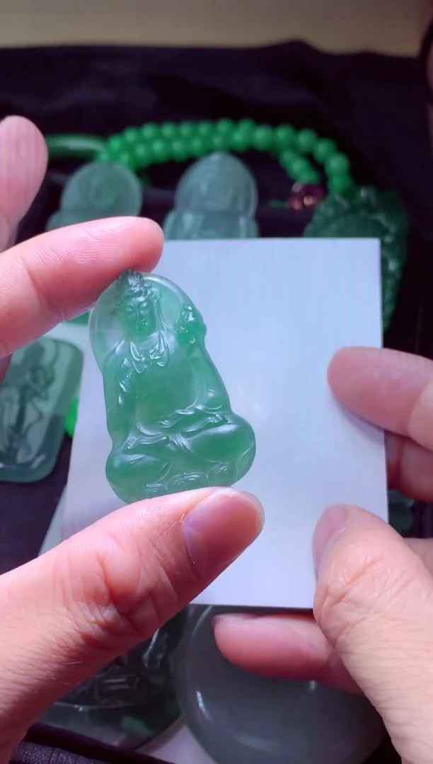 未镶嵌定制翡翠S*X天然缅甸翡翠A货毛货吊坠