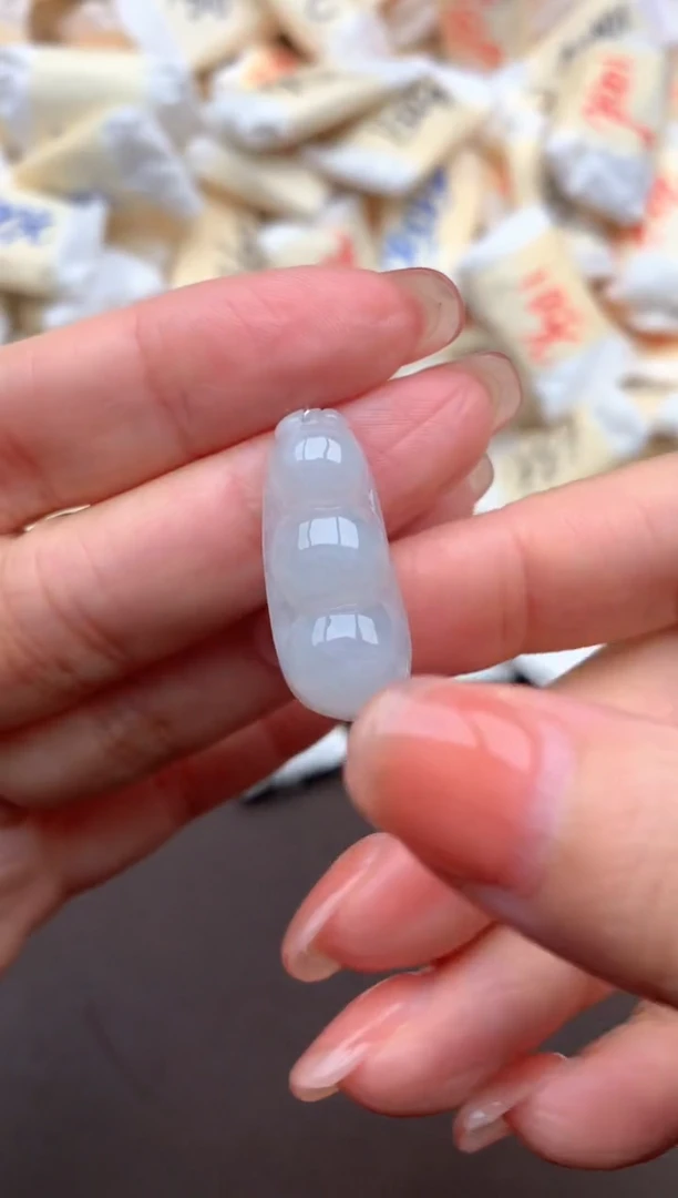 翡翠挂件未镶嵌一福利