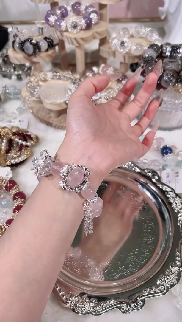 【闪购商品】水晶手链未镶嵌天然水晶默认微瑕 多样性发货发其一