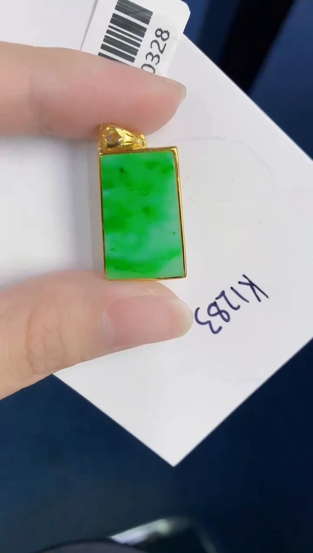 颈饰未镶嵌翡翠天然翡翠缅甸A货