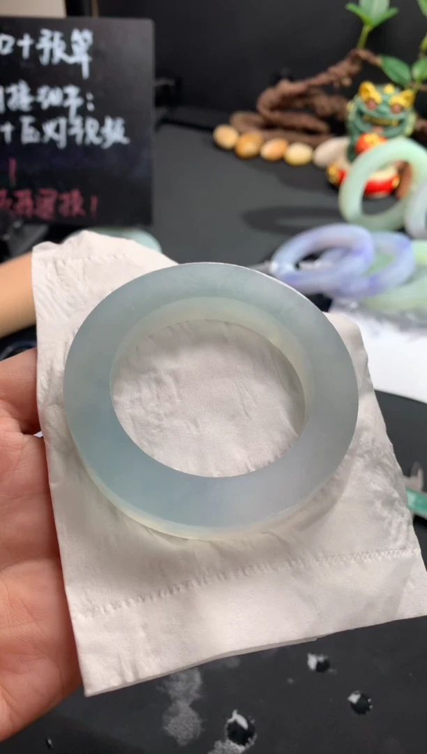 定制翡翠手镯未镶嵌冰胶蓝圆条51