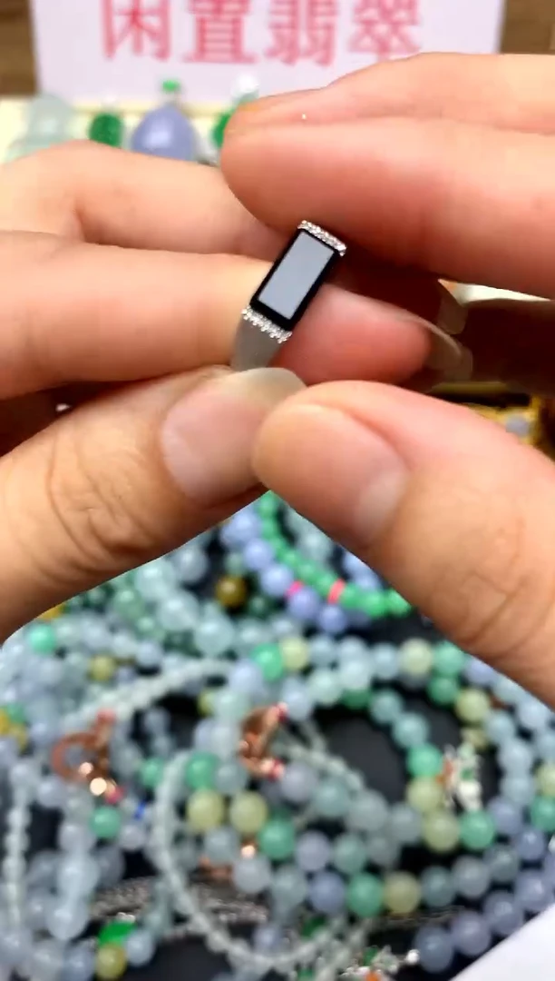 翡翠戒指18K金镶嵌376-中国好珍宝