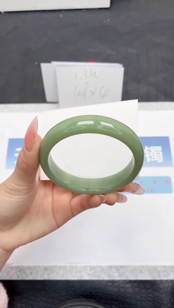 【闪购商品】石英质玉手镯未镶嵌K65-60.1