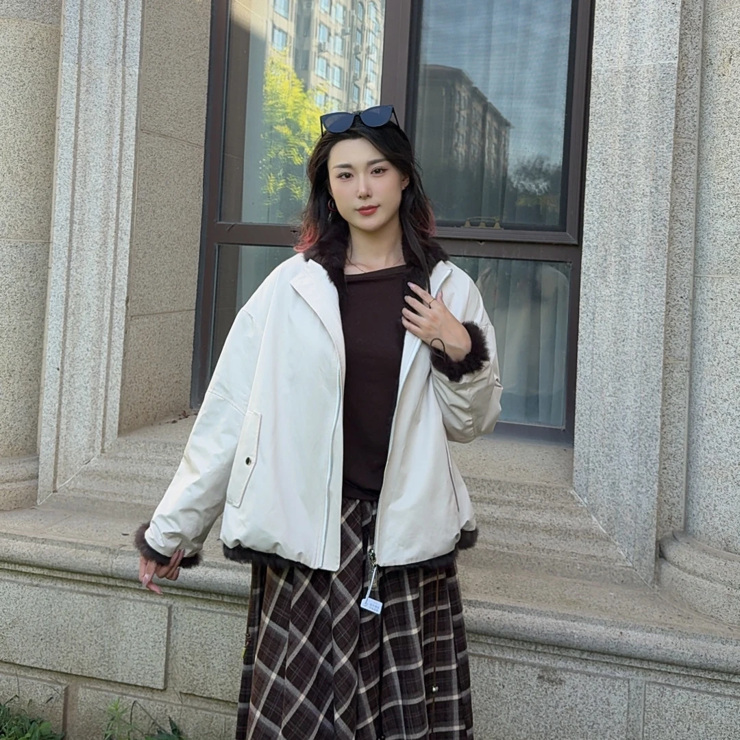 运动女士宽松型短外套冬季毛领保暖厚款立领百搭宽松