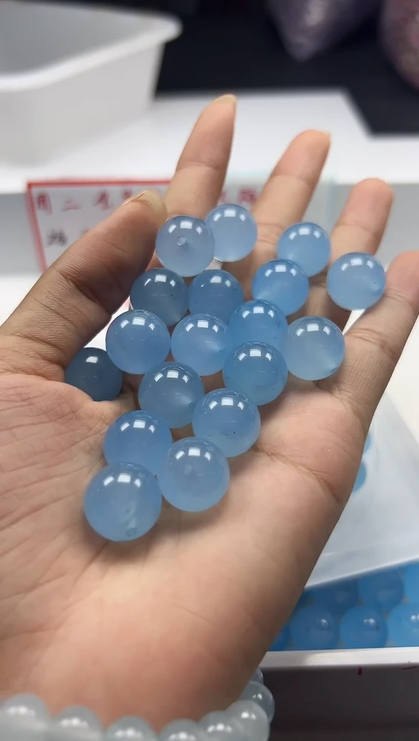未镶嵌颈饰玛瑙/玉髓w1783海蓝宝玛瑙14mm*3颗