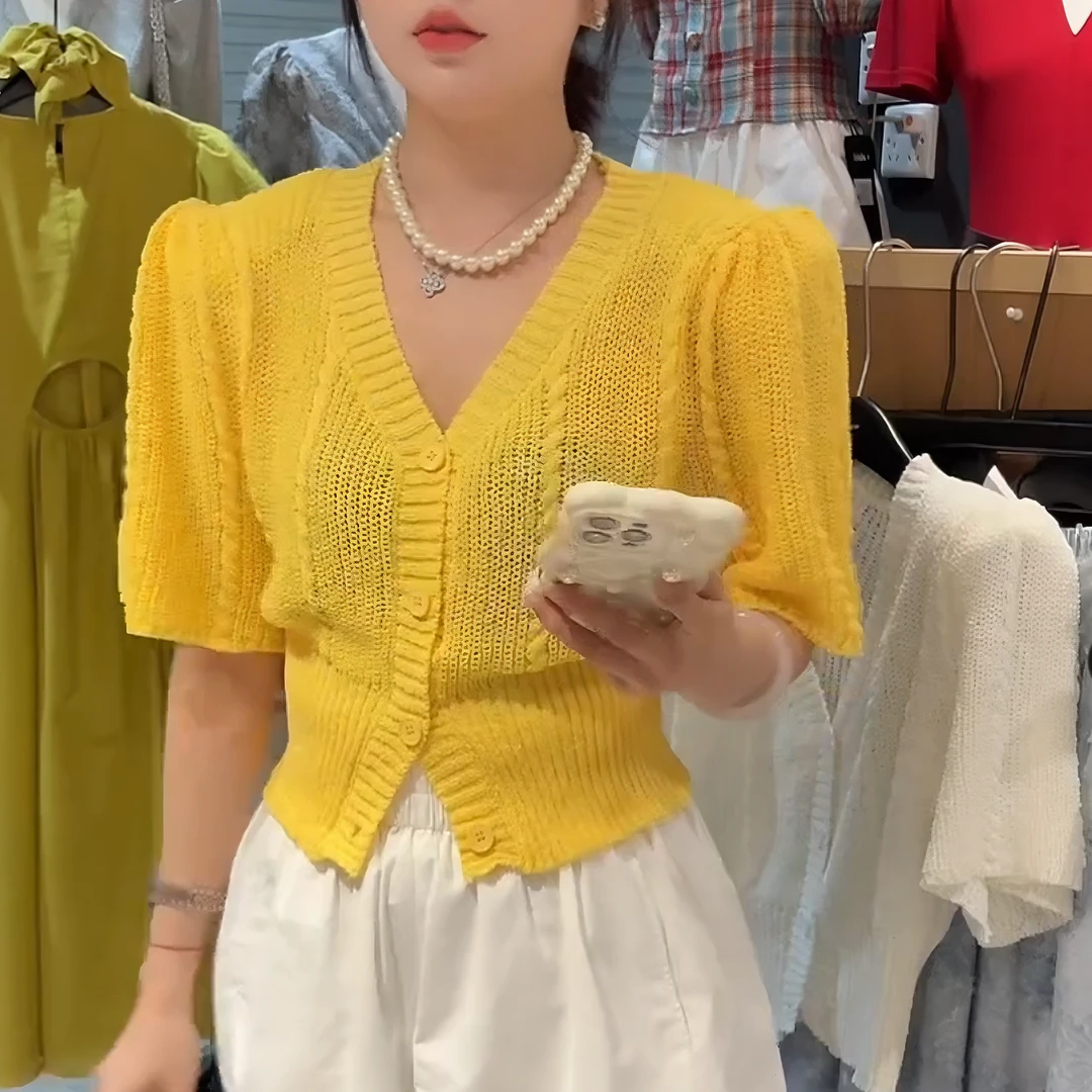 2025夏季显瘦韩版单穿设计V领短款收腰镂空针织衬衫女LK2503633