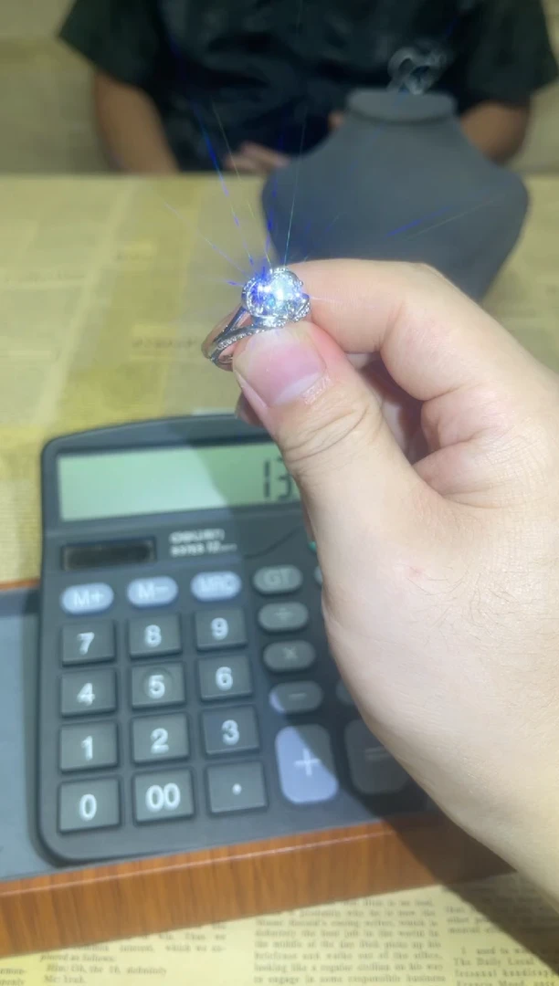 戒指/指环铂Pt950镶嵌钻石C500