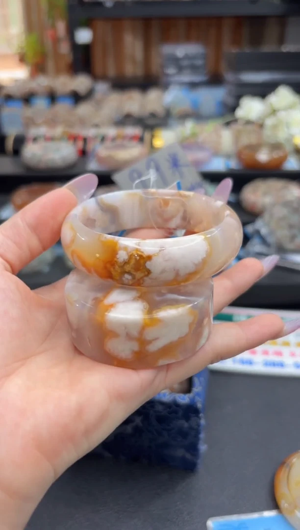 未镶嵌手镯石英质玉A15(57圈赠送镯心)