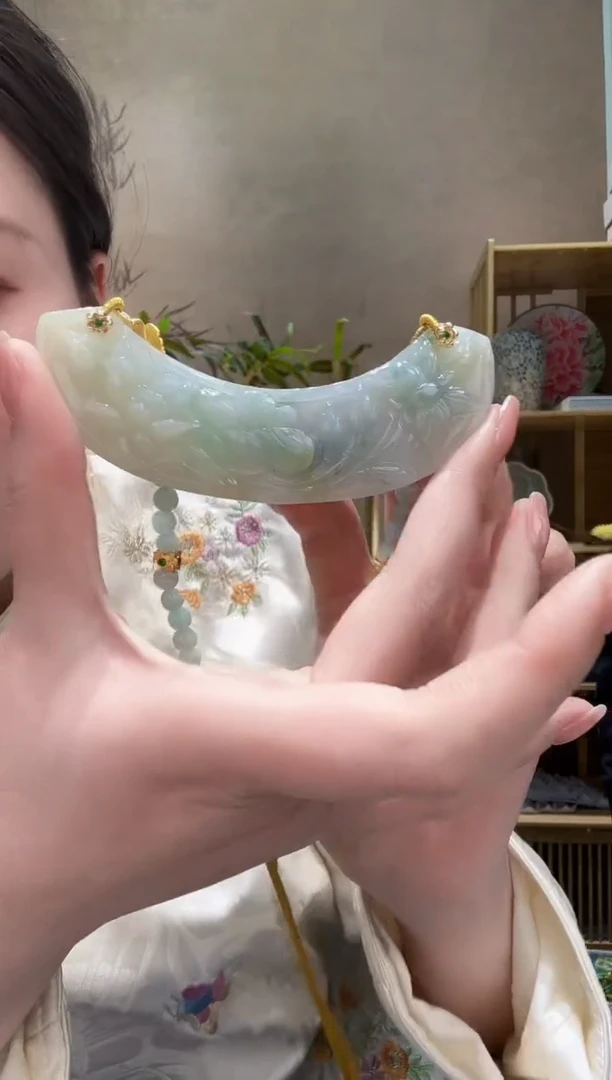 【闪购商品】翡翠颈饰未镶嵌吊坠