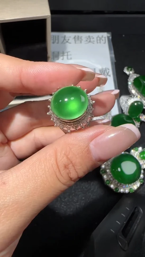 【闪购商品】翡翠戒指未镶嵌多样性发货拍一发一