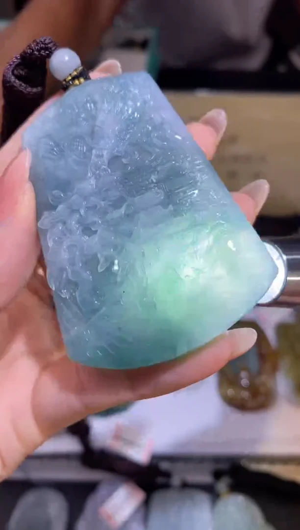 颈饰未镶嵌翡翠3746