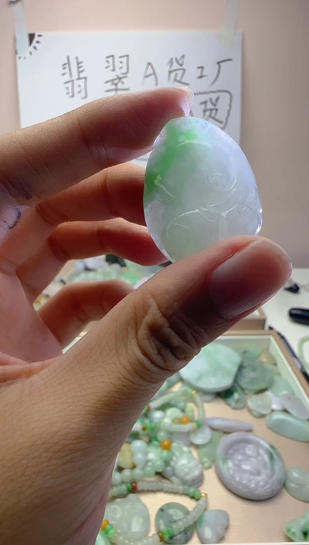 颈饰未镶嵌翡翠翡翠