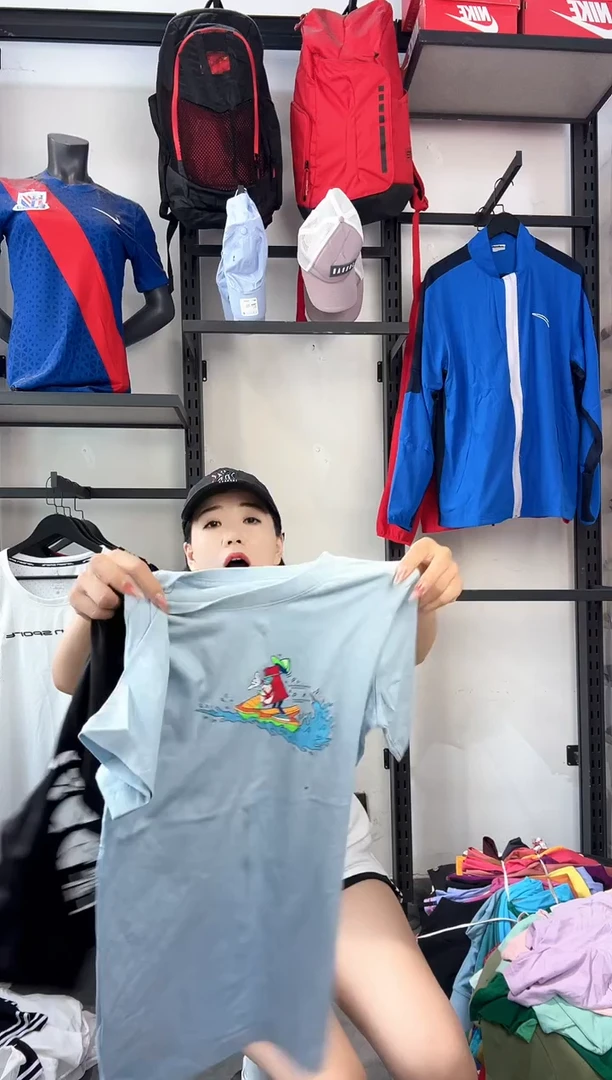 613·编码  耐克卫衣瑕疵修复以直播间过款为准 尺码·