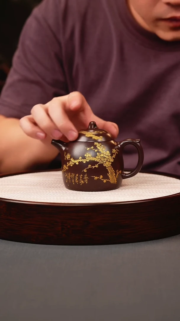 茶壶紫砂天星紫泥洒金秦权