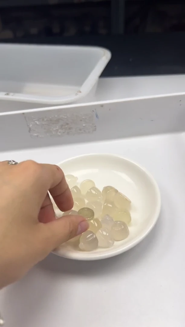 南红玛瑙未镶嵌颈饰x1132荔枝冻莲蓬*2个