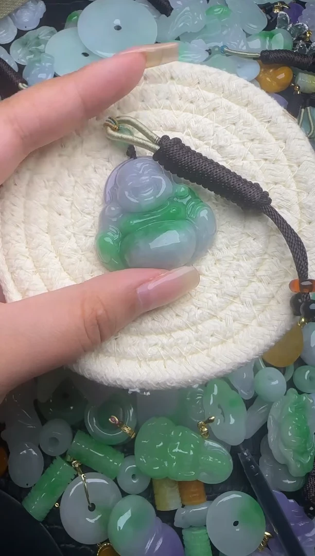 翡翠未镶嵌颈饰天然缅甸翡翠吊坠