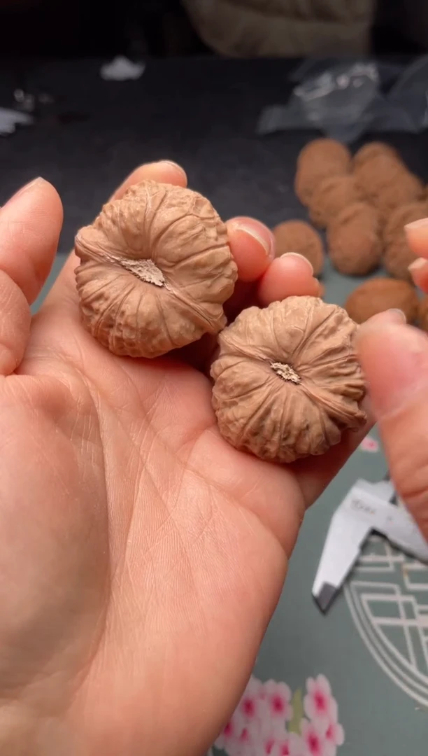 把件文玩核桃w165   南瓜墩 39尺