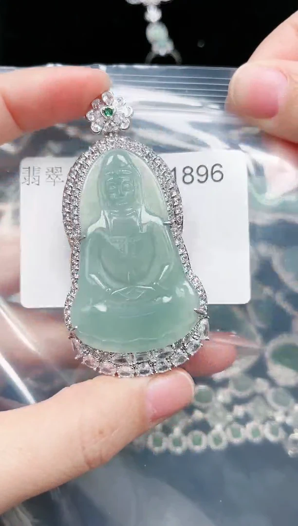 【闪购商品】翡翠颈饰未镶嵌1896赠皮绳