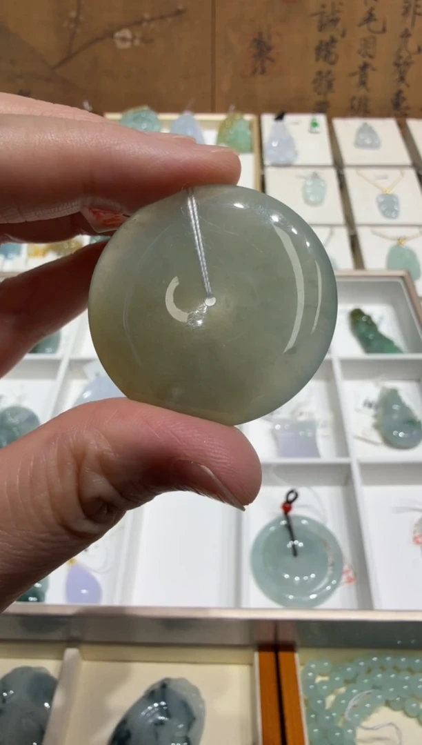 翡翠挂件未镶嵌A货翡翠多样性孤品