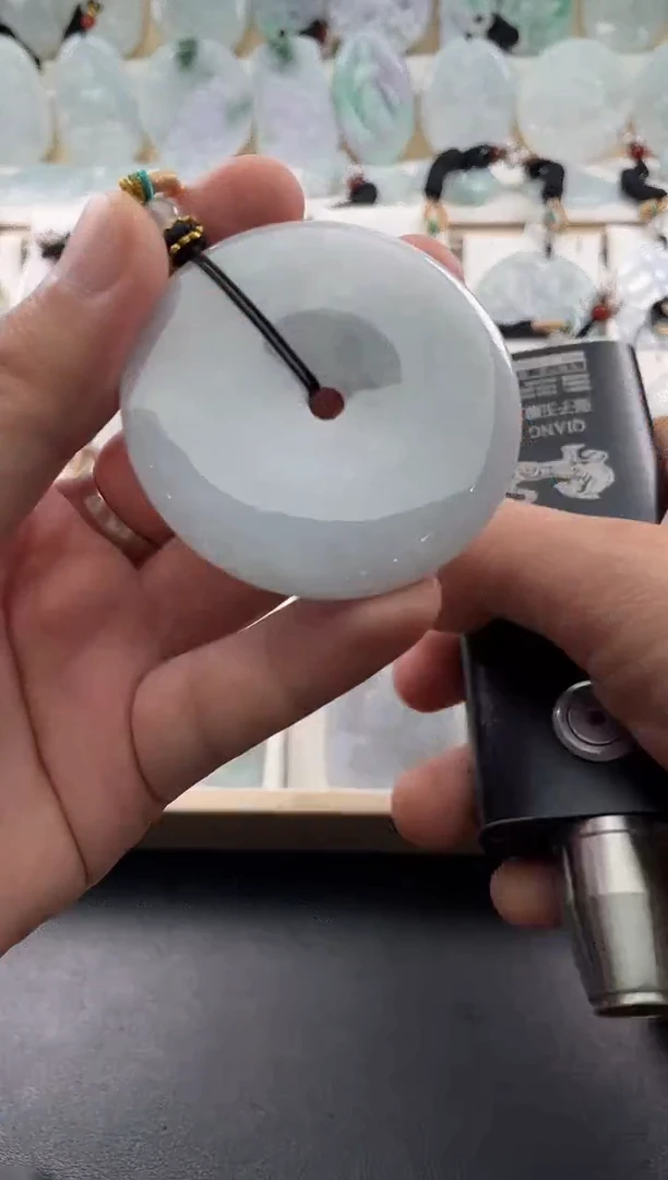 颈饰未镶嵌翡翠....10/12/.233