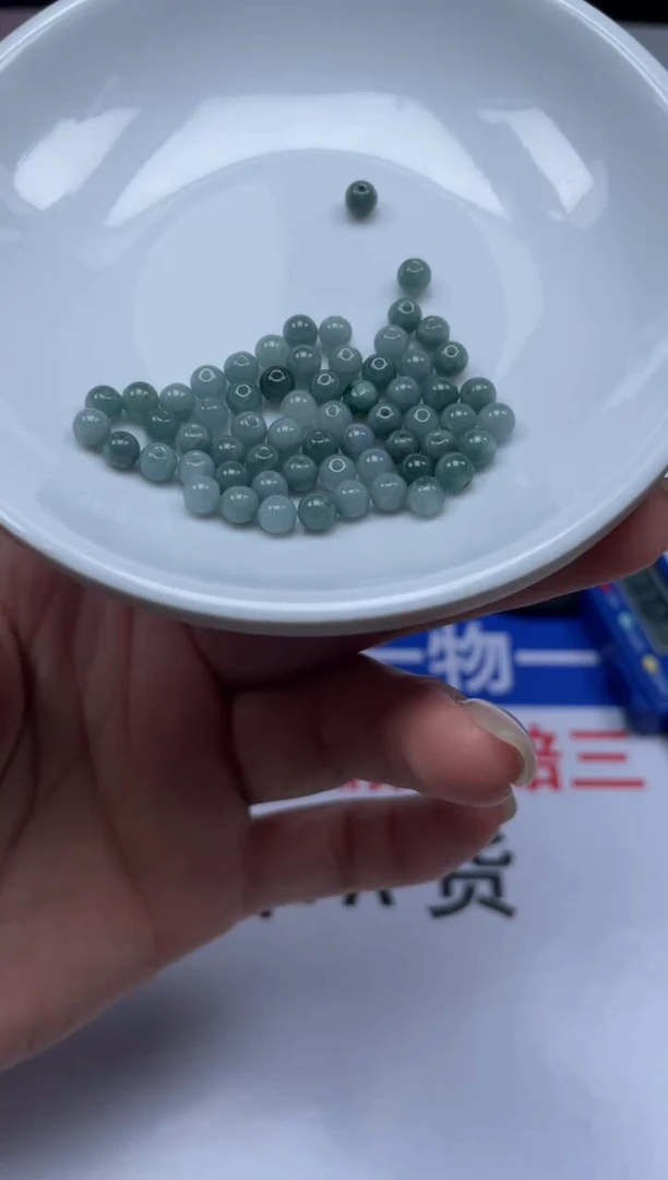 翡翠散珠未镶嵌直播福利翡翠散珠整盘