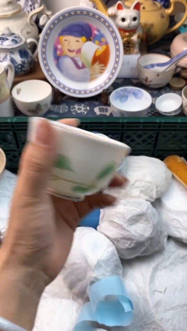 瓷片小****?[○･｀Д´･ ○][○･｀Д´･ ○]