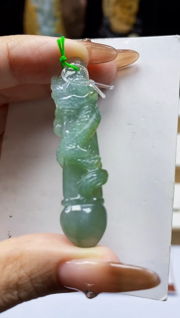颈饰未镶嵌翡翠翡翠A货