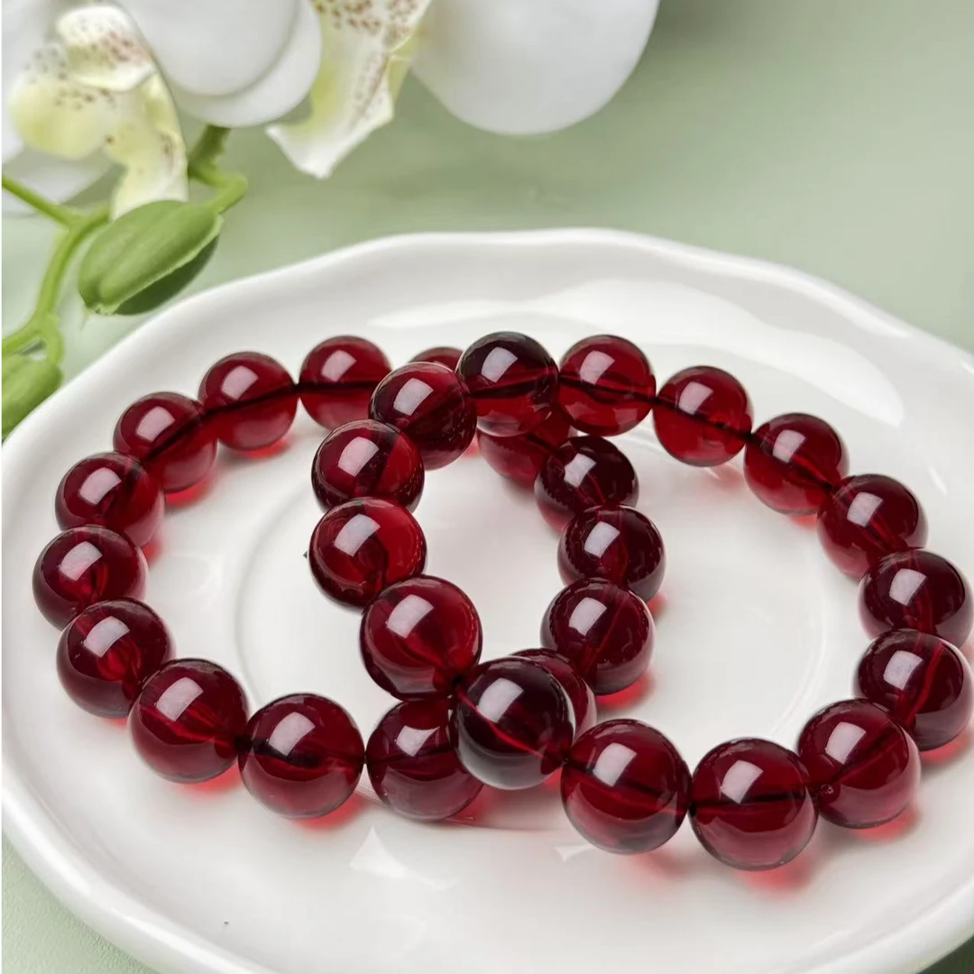 天然血珀手串（多样发其一）a061