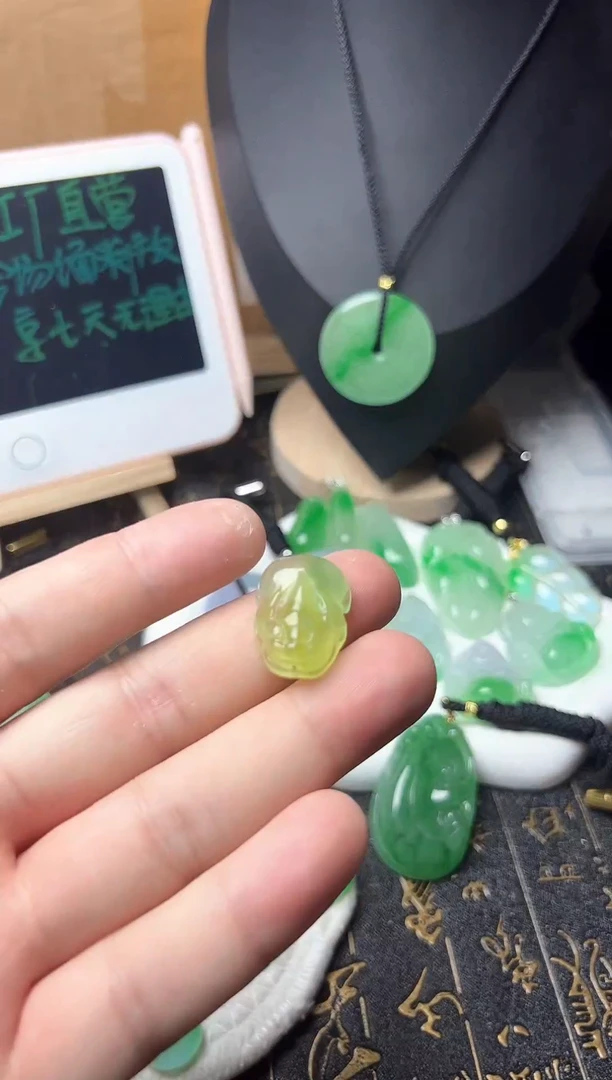 颈饰未镶嵌翡翠所见即所得，一图一物