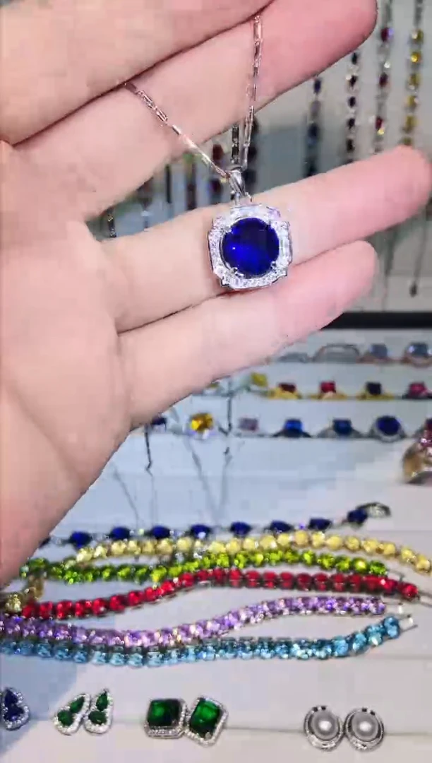 银S925镶嵌耳饰托帕石1