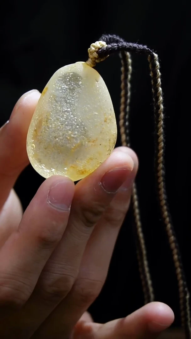 吊坠(赠链)未镶嵌水晶水晶