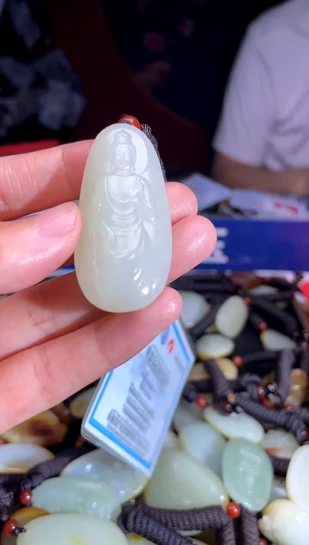 和田玉未镶嵌挂件1