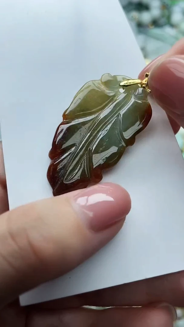 未镶嵌翡翠耳饰1