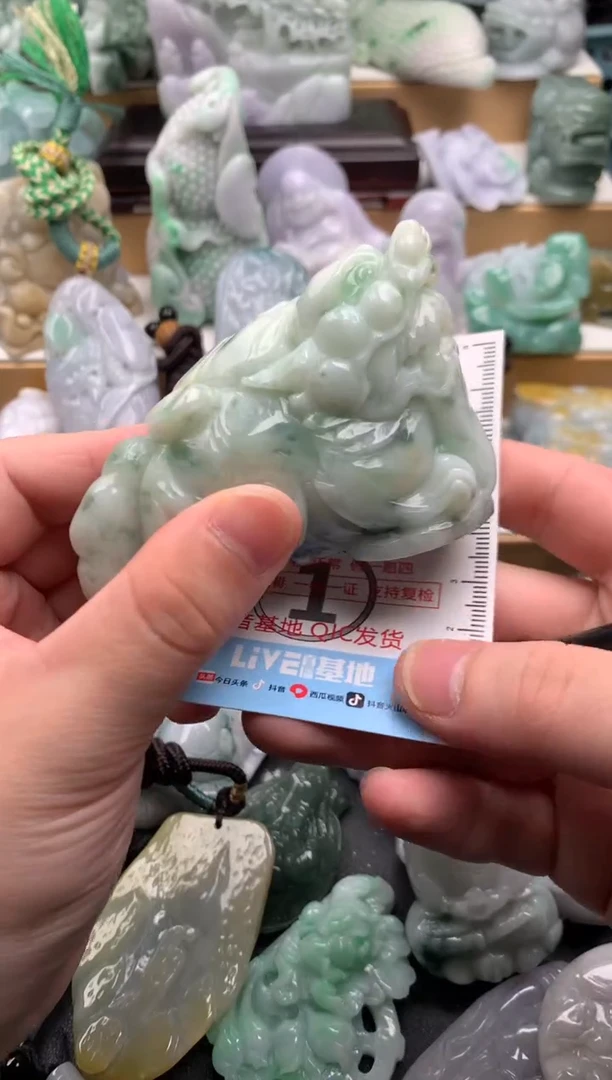 吊坠(不含链)未镶嵌翡翠1