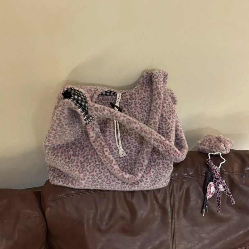 秋冬毛茸茸豹纹单肩包大容量便携百搭通勤包包时尚托特包ins