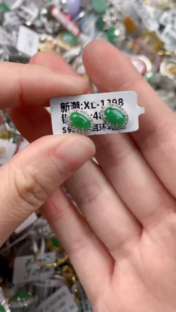 银S925镶嵌戒指翡翠777    2