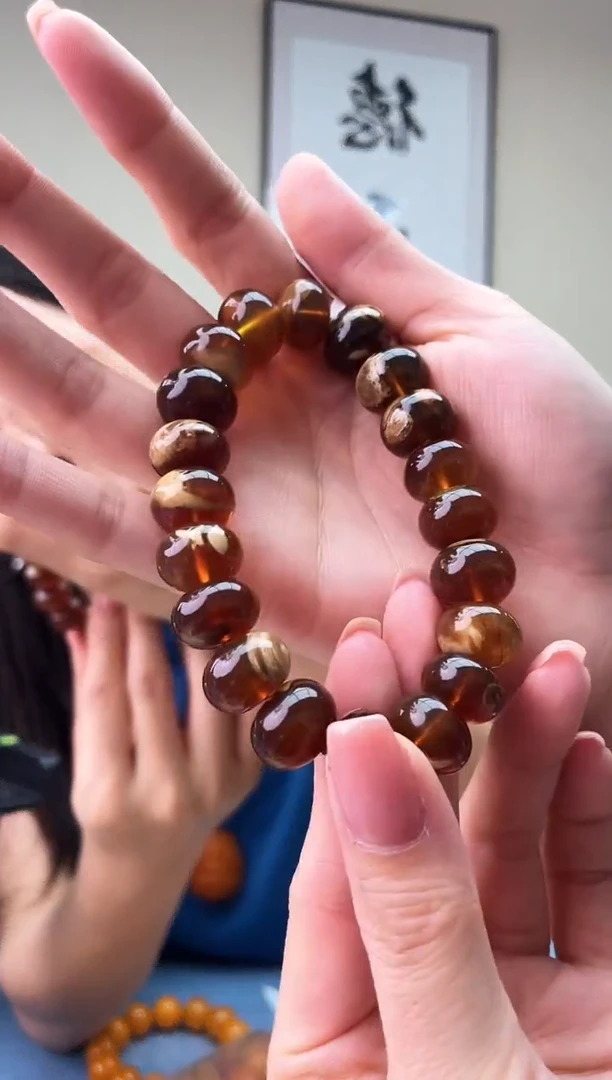 琥珀未镶嵌珠宝奇石T0假一罚十多样性发其一