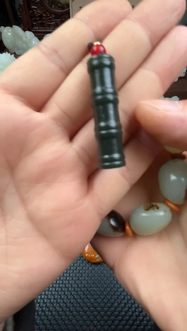 未镶嵌和田玉挂件玺玉珠宝玉器闪购