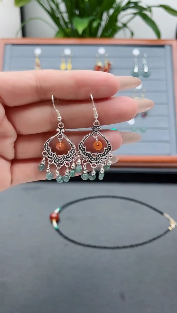 【闪购商品】翡翠耳饰银S925镶嵌8A0000