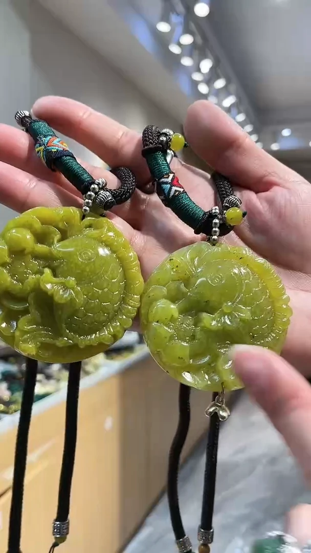 【闪购商品】岫玉颈饰未镶嵌吊坠多样式发货只发一个