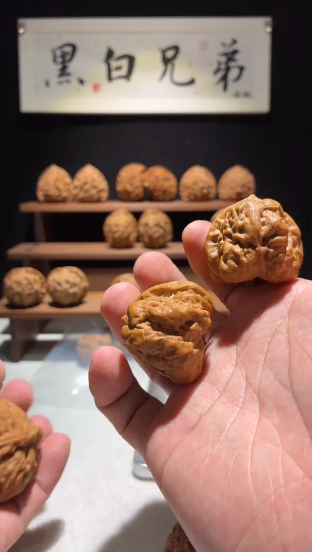 把件文玩核桃踩****?蛤蟆头全品微刮36尺寸