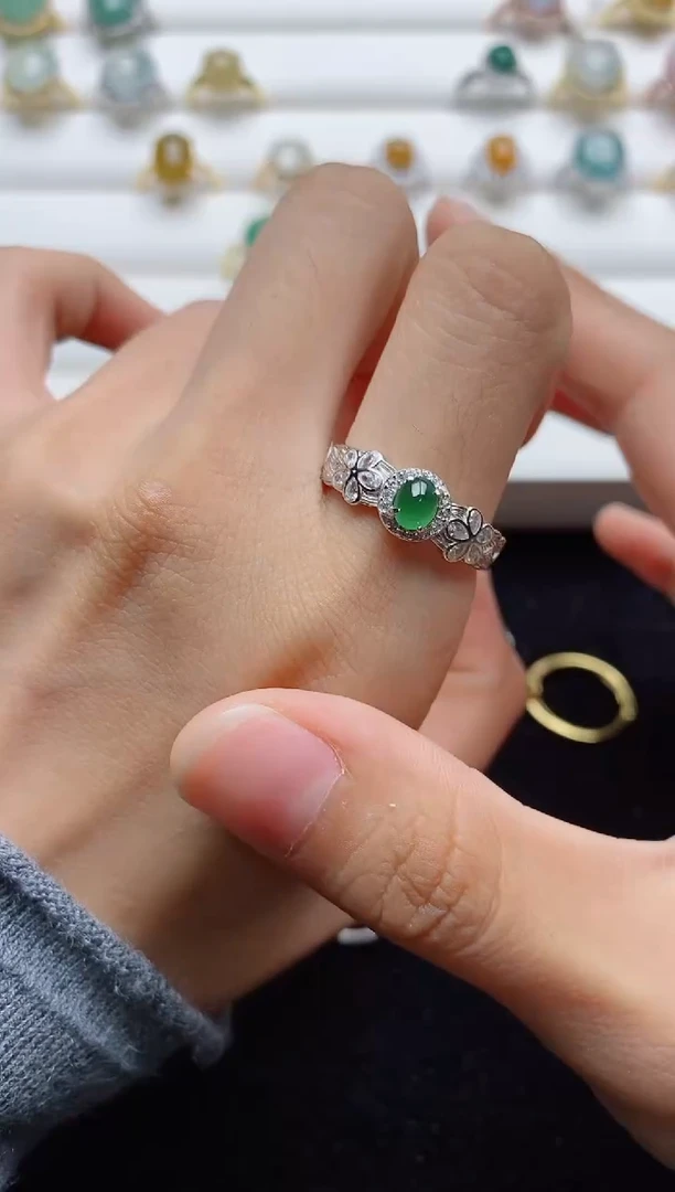 翡翠戒指银S925镶嵌..........