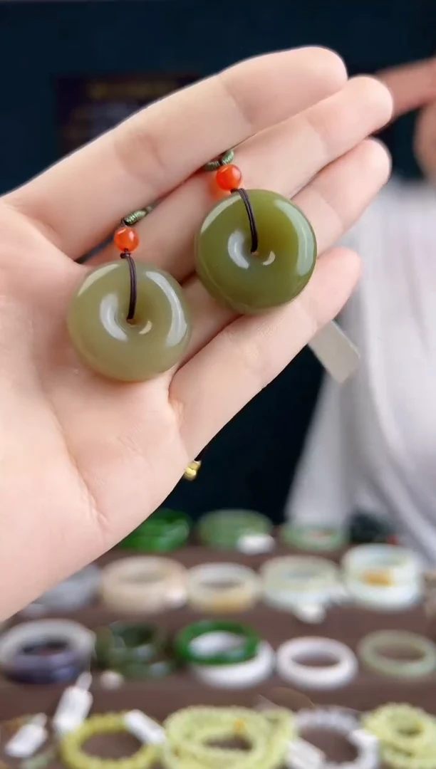 和田玉未镶嵌颈饰多样性发货 拍一单发一个