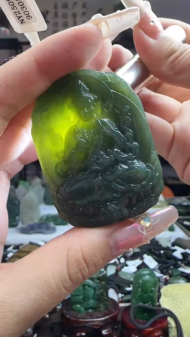 颈饰未镶嵌和田玉观音