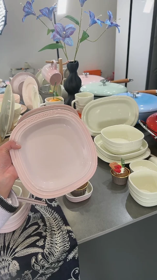 【闪购商品】瓷方形炻彩浅盘22cm-樱花粉-1个装