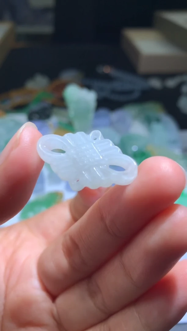 定制翡翠未镶嵌毛货