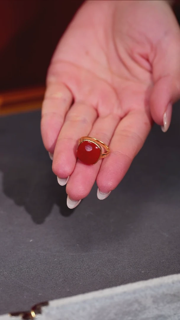 18K金镶嵌南红玛瑙戒指原矿 J-2-2