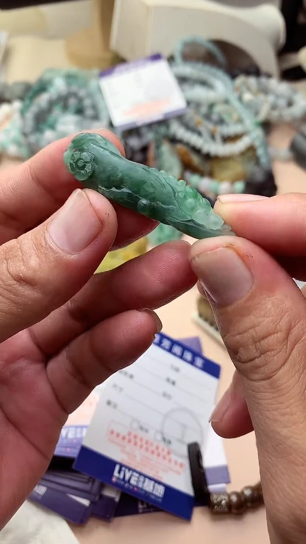 未镶嵌定制翡翠翡翠1