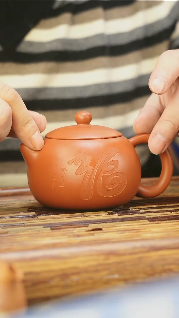 茶壶紫砂着砂刻绘朱泥西施